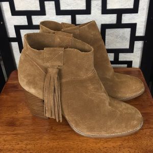 Crown Vintage Raffa Fringe tassel suede booties